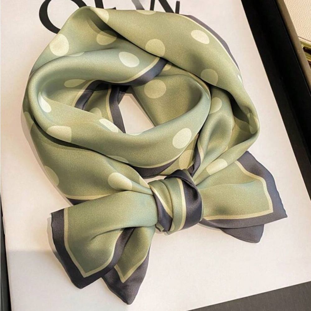 Elegant Polka Dot green Scarf A1359